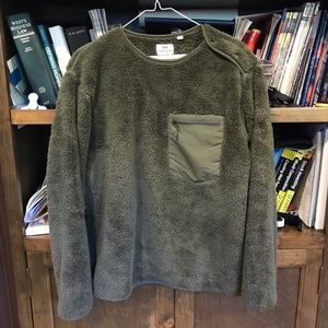 Uniqlo x Engineered Garments olive fleece sweater